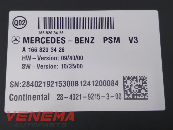 Seat heating module from a Mercedes-Benz ML III (166) 3.0 ML-350 BlueTEC V6 24V 4-Matic 2014
