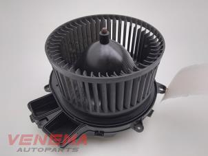 Used Heating and ventilation fan motor Mercedes ML III (166) 3.0 ML-350 BlueTEC V6 24V 4-Matic Price € 59,99 Margin scheme offered by Venema Autoparts