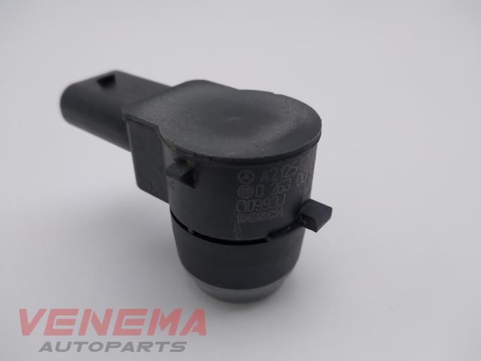 PDC Sensor from a Mercedes-Benz ML III (166) 3.0 ML-350 BlueTEC V6 24V 4-Matic 2014