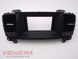 Used Dashboard vent Mercedes ML III (166) 3.0 ML-350 BlueTEC V6 24V 4-Matic Price € 89,99 Margin scheme offered by Venema Autoparts