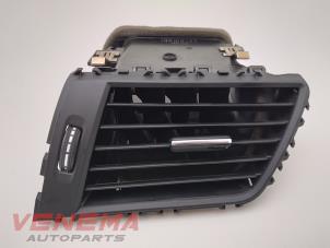 Used Dashboard vent Mercedes ML III (166) 3.0 ML-350 BlueTEC V6 24V 4-Matic Price € 59,99 Margin scheme offered by Venema Autoparts