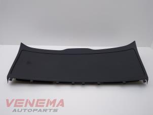 Używane Tapicerka tylnej klapy Mercedes ML III (166) 3.0 ML-350 BlueTEC V6 24V 4-Matic Cena € 19,99 Procedura marży oferowane przez Venema Autoparts
