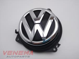 Usados Manija del portón trasero Volkswagen Polo V (6R) 1.4 GTI 16V Precio € 24,99 Norma de margen ofrecido por Venema Autoparts