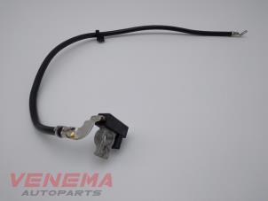 Usados Cable (varios) Mercedes ML III (166) 3.0 ML-350 BlueTEC V6 24V 4-Matic Precio € 49,99 Norma de margen ofrecido por Venema Autoparts