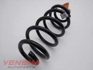 Used Rear coil spring BMW 2 serie Gran Tourer (F46) 214d 1.5 TwinPower Turbo 12V Price € 19,99 Margin scheme offered by Venema Autoparts