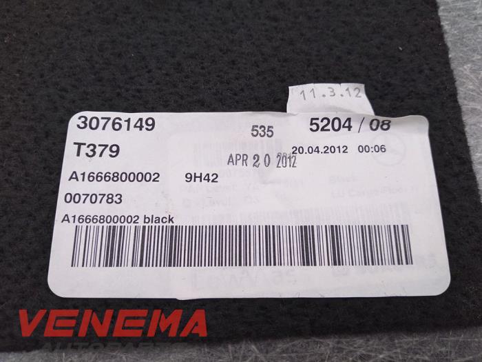 Boot mat from a Mercedes-Benz ML III (166) 3.0 ML-350 BlueTEC V6 24V 4-Matic 2014