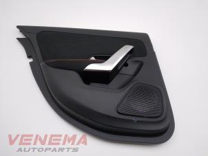 Używane Tapicerka drzwi lewych tylnych wersja 4-drzwiowa Mercedes A (177.0) 1.5 A-180d Cena € 99,99 Procedura marży oferowane przez Venema Autoparts