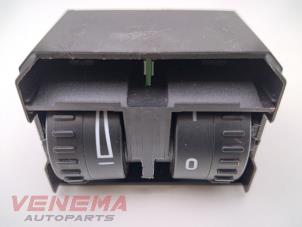 Used AIH headlight switch Volkswagen Caddy IV 2.0 TDI 102 Price € 14,99 Margin scheme offered by Venema Autoparts