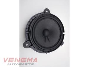 Gebrauchte Lautsprecher Renault Megane IV (RFBB) 1.3 TCe 115 16V Preis € 19,99 Margenregelung angeboten von Venema Autoparts