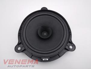 Used Speaker Renault Captur (2R) 0.9 Energy TCE 12V Price € 14,99 Margin scheme offered by Venema Autoparts