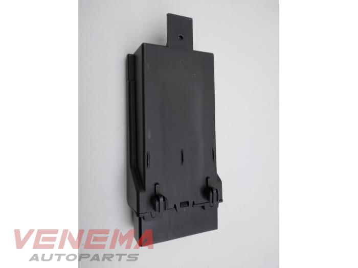 Seat heating module from a BMW 1 serie (F20) 118i 1.5 TwinPower 12V 2018
