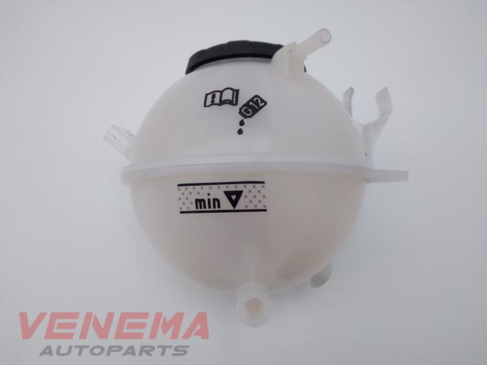 Coolant expansion tank