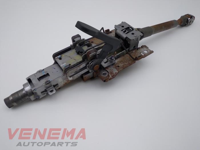 Steering column housing from a Volkswagen Caddy IV 2.0 TDI 102 2020