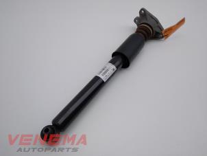 Used Rear shock absorber, right BMW 1 serie (F20) 118i 1.5 TwinPower 12V Price € 29,99 Margin scheme offered by Venema Autoparts