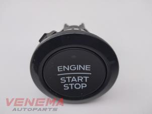 Używane Przelacznik Start/Stop Ford Fiesta 7 1.0 EcoBoost 12V 100 Cena € 14,99 Procedura marży oferowane przez Venema Autoparts