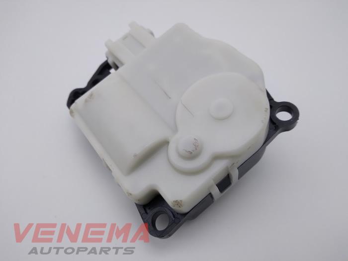 Heater valve motor from a Ford Fiesta 7 1.0 EcoBoost 12V 100 2018