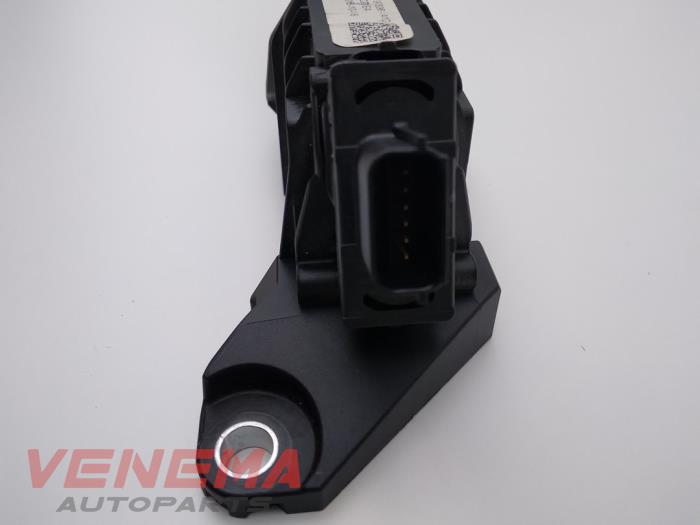 Accelerator pedal from a Ford Fiesta 7 1.0 EcoBoost 12V 100 2018
