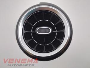 Used Dashboard vent Mercedes A (177.0) 1.5 A-180d Price € 24,99 Margin scheme offered by Venema Autoparts