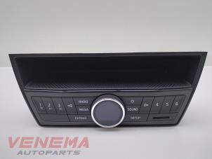 Gebrauchte Radio Skoda Fabia III (NJ3) 1.0 12V Preis € 124,99 Margenregelung angeboten von Venema Autoparts