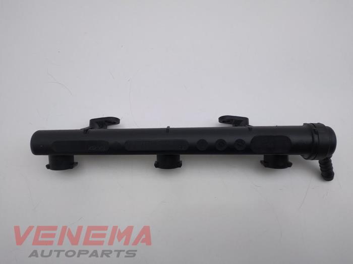 Usagé Système d'injection Skoda Fabia III (NJ3) 1.0 12V Prix € 14,99 Règlement à la marge proposé par Venema Autoparts