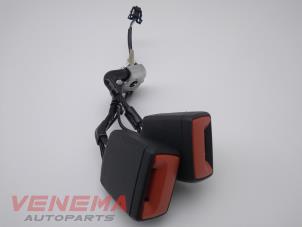 Used Rear seatbelt buckle, centre Skoda Fabia III (NJ3) 1.0 12V Price € 24,99 Margin scheme offered by Venema Autoparts