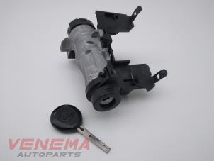 Used Ignition lock + key Skoda Fabia III (NJ3) 1.0 12V Price € 19,99 Margin scheme offered by Venema Autoparts
