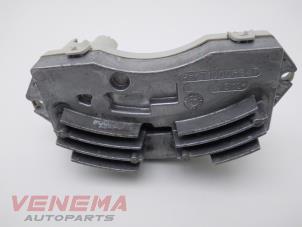 Used Heater resistor BMW 3 serie Touring (E91) 318i 16V Price € 14,99 Margin scheme offered by Venema Autoparts