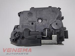 Used Rear door mechanism 4-door, right BMW 3 serie Touring (E91) 318i 16V Price € 29,99 Margin scheme offered by Venema Autoparts