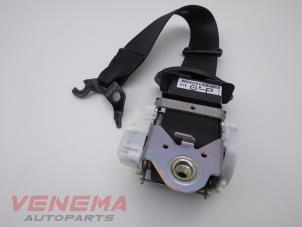 Used Front seatbelt, right BMW 3 serie Touring (E91) 318i 16V Price € 19,99 Margin scheme offered by Venema Autoparts