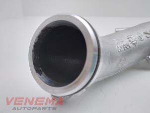Intercooler Rohr van een Mercedes-Benz E Estate (S213) E-300de 2.0 Turbo 16V 2020