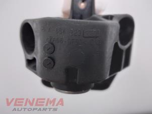 Engine mount from a Mercedes-Benz E Estate (S213) E-300de 2.0 Turbo 16V 2020