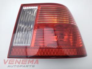 Usagé Feu arrière secondaire droit Seat Ibiza II Facelift (6K1) 1.4 16V Prix € 14,99 Règlement à la marge proposé par Venema Autoparts