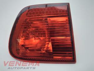 Usagé Feu arrière gauche Seat Ibiza II Facelift (6K1) 1.4 16V Prix € 9,99 Règlement à la marge proposé par Venema Autoparts