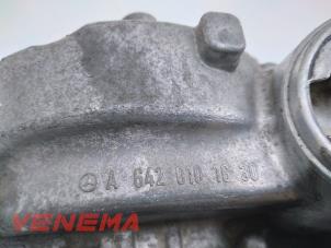 Ventildeckel van een Mercedes-Benz GLK (204.7/9) 3.0 320 CDI 24V 4-Matic 2010
