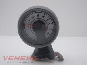 Used Tachometer Peugeot 107 1.0 12V Price € 49,99 Margin scheme offered by Venema Autoparts