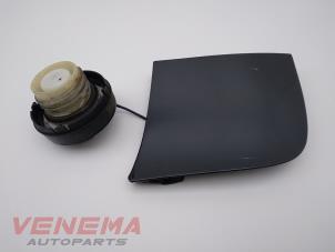 Used Tank cap cover Peugeot 107 1.0 12V Price € 24,99 Margin scheme offered by Venema Autoparts