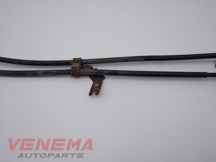 Gearbox shift cable from a Peugeot 107 1.0 12V 2012