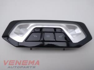 Used Interior lighting, rear BMW 1 serie (F40) 118i 1.5 TwinPower 12V Price € 29,99 Margin scheme offered by Venema Autoparts