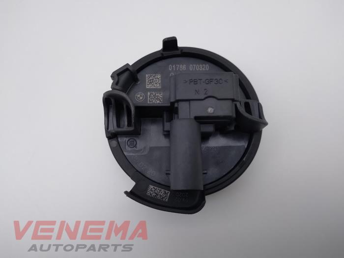 Begagnade Sensor (övriga) BMW 1 serie (F40) 118i 1.5 TwinPower 12V Pris € 24,99 Marginaltabell erbjuds av Venema Autoparts