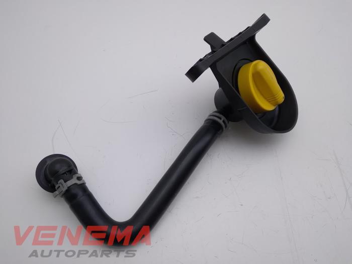 Gebrauchte Öl Füllrohr Renault Kadjar (RFEH) 1.3 TCE 140 FAP 16V Preis € 14,99 Margenregelung angeboten von Venema Autoparts