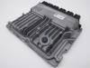 Ordinateur gestion moteur d'un BMW 1 serie (F40) 118i 1.5 TwinPower 12V 2021