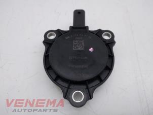 Used Camshaft sensor Renault Kadjar (RFEH) 1.3 TCE 140 FAP 16V Price € 19,99 Margin scheme offered by Venema Autoparts