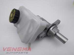 Begagnade Huvudcylinder BMW 1 serie (F40) 118i 1.5 TwinPower 12V Pris € 39,99 Marginaltabell erbjuds av Venema Autoparts