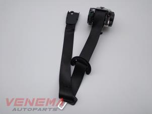 Used Front seatbelt, right BMW 1 serie (F40) 118i 1.5 TwinPower 12V Price € 99,99 Margin scheme offered by Venema Autoparts