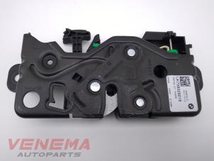 Used Tailgate lock mechanism BMW 1 serie (F40) 118i 1.5 TwinPower 12V Price € 49,99 Margin scheme offered by Venema Autoparts