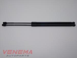 Used Set of tailgate gas struts BMW 1 serie (F40) 118i 1.5 TwinPower 12V Price € 49,99 Margin scheme offered by Venema Autoparts