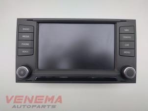 Usagé Display unité de contrôle multi media Seat Leon ST (5FF) 1.6 TDI 16V 4Drive Prix € 299,99 Règlement à la marge proposé par Venema Autoparts