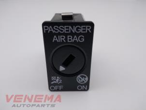 Used Airbag switch Seat Leon ST (5FF) 1.6 TDI 16V 4Drive Price € 19,99 Margin scheme offered by Venema Autoparts
