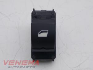 Used Electric window switch Opel Corsa F (UB/UP) 1.2 12V 130 Price € 9,99 Margin scheme offered by Venema Autoparts