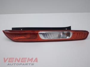 Używane Tylne swiatlo pozycyjne prawe Ford Focus 2 1.6 TDCi 16V 110 Cena € 29,99 Procedura marży oferowane przez Venema Autoparts